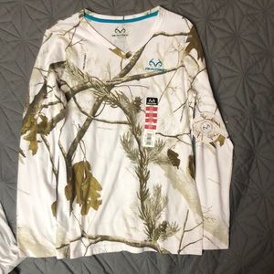 Long Sleeve RealTree Camouflage Shirt